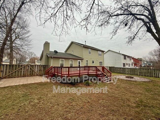 Building Photo - 8768 Tomislav St