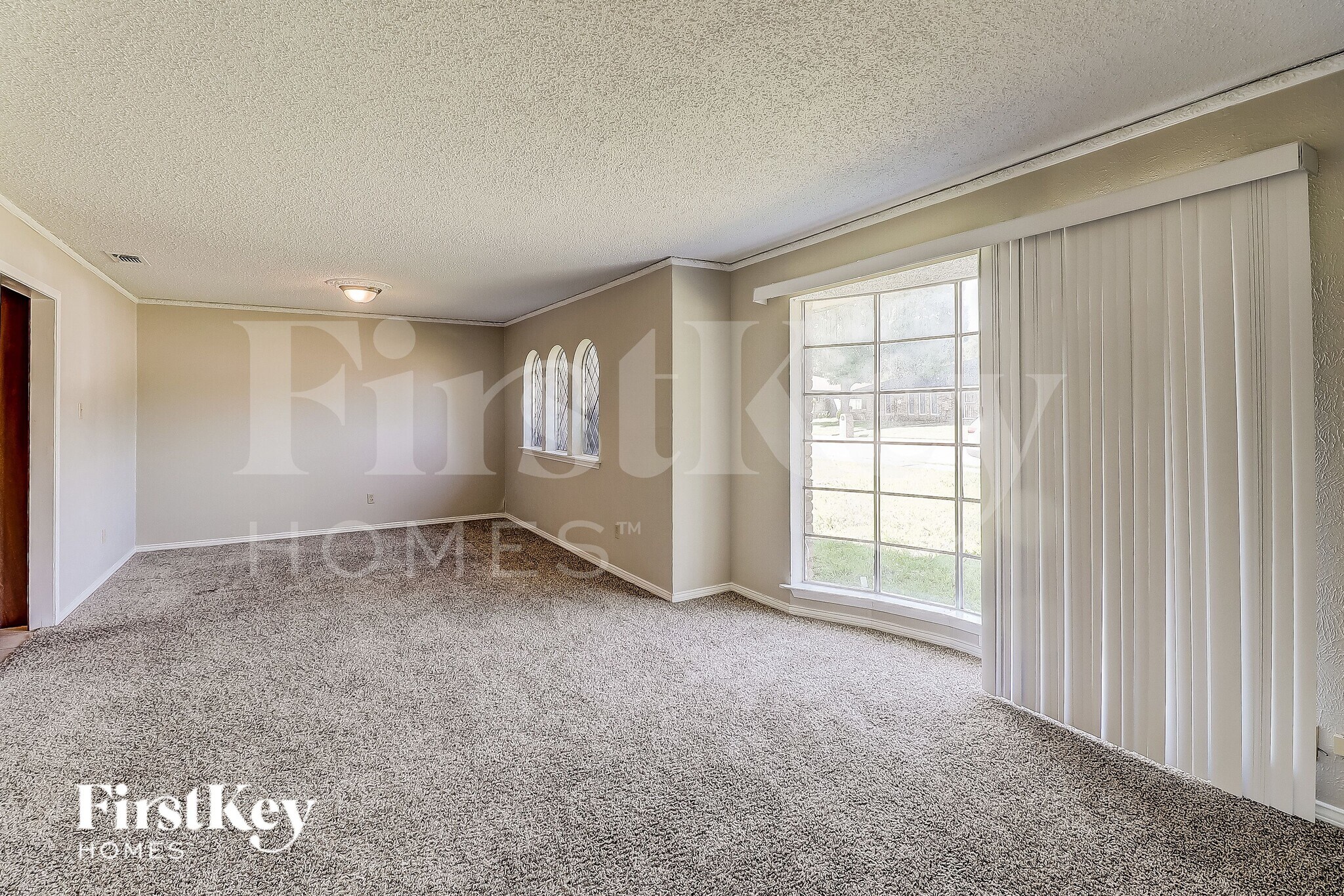 Building Photo - 1021 Shadywood Ln