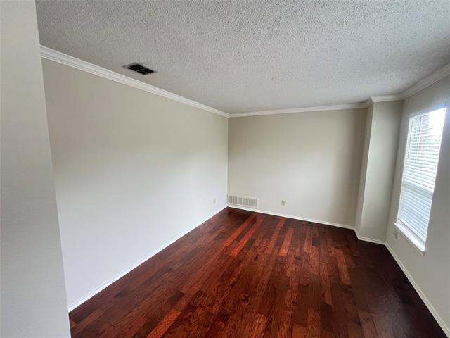 Building Photo - 723 Sumner Dr