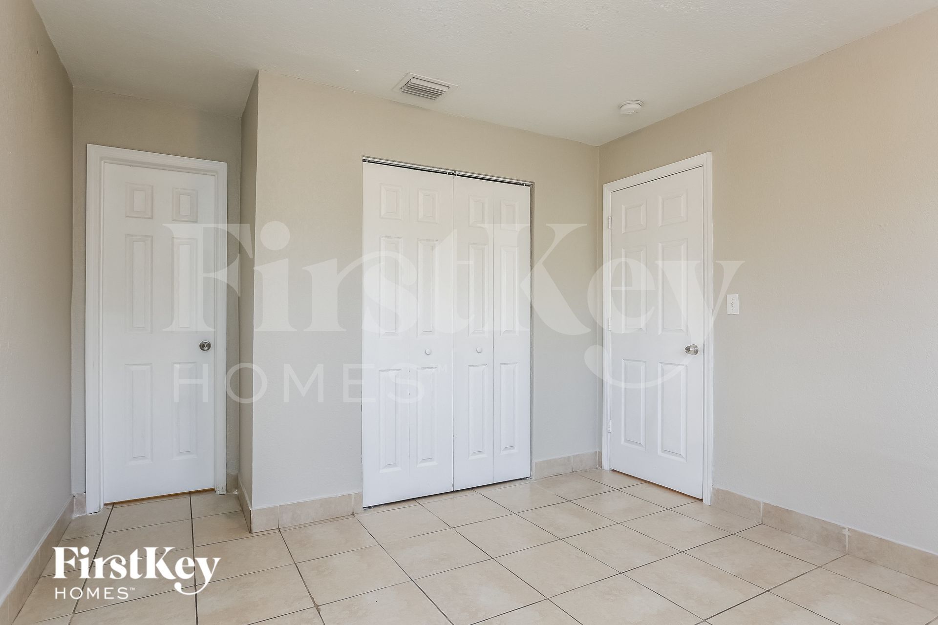 Building Photo - 731 NW 175th Dr