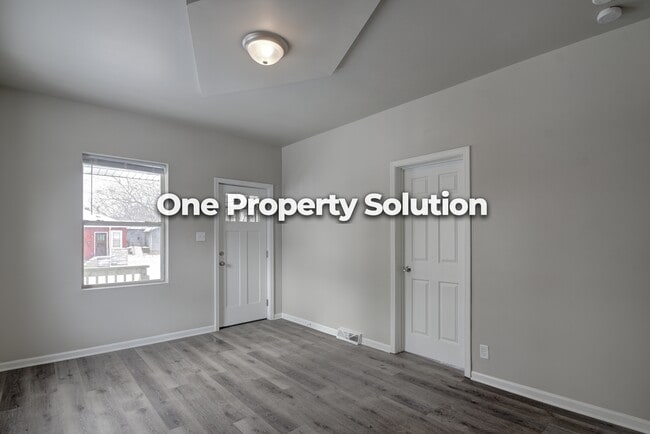 Building Photo - 437 Hovey St