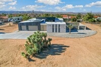 Building Photo - 58654 Piedmont Dr