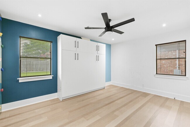 Building Photo - 2703 Tannehill Dr