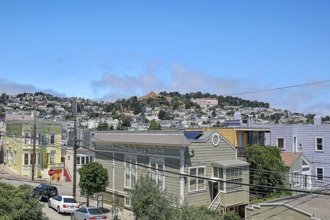 Building Photo - 75 Hancock St