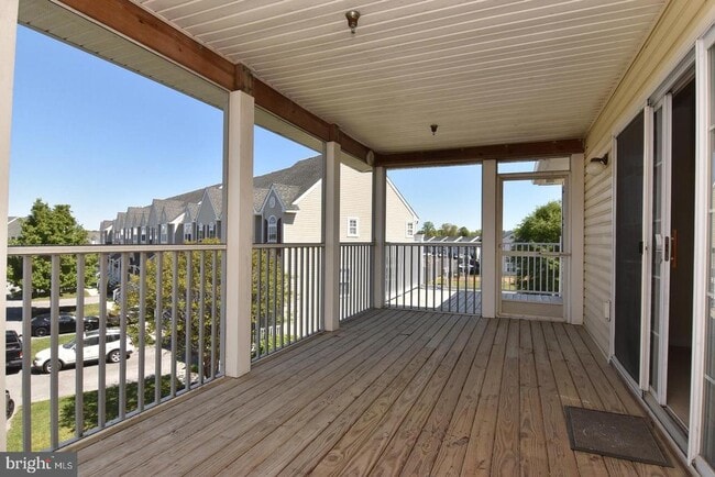 Building Photo - 1306 Caitlins Way