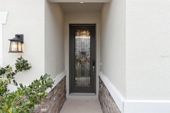 Building Photo - 654 Heritage Sq Dr