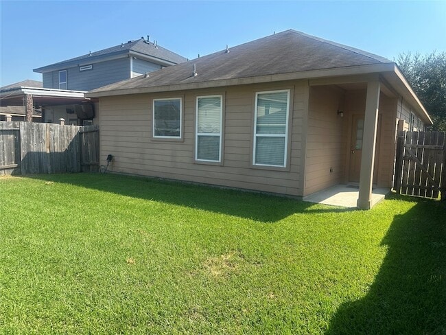 Building Photo - 13126 Royal Bell Ct