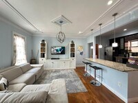 Building Photo - 4 bedroom in BROOKLYN NY 11218