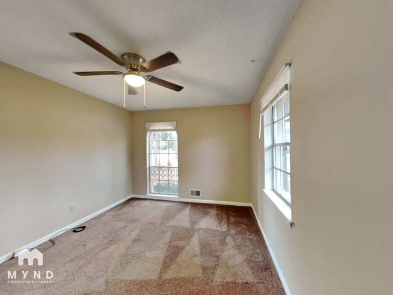 Building Photo - 988 Hearthstone Dr