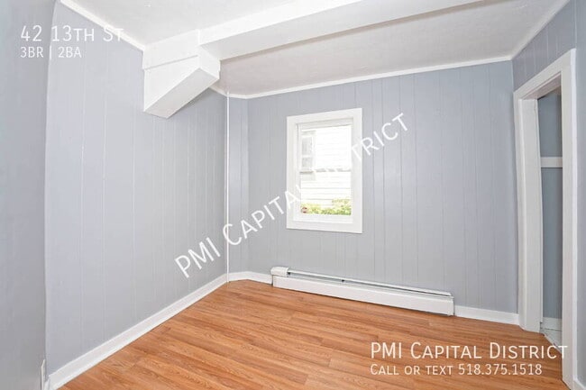 Building Photo - 42 13th St
