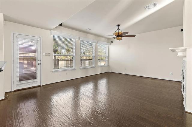 Building Photo - 1113 Larkspur Dr