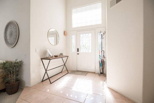 Building Photo - 45540 Desert Fox Dr