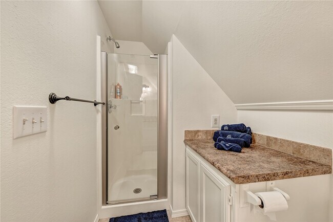 Building Photo - 801 NW C St