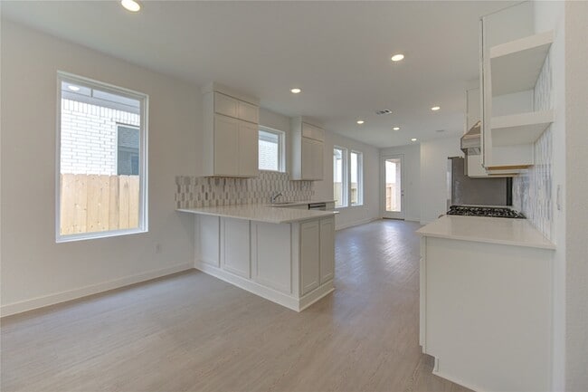 Building Photo - 1047 Blue Stone Dr