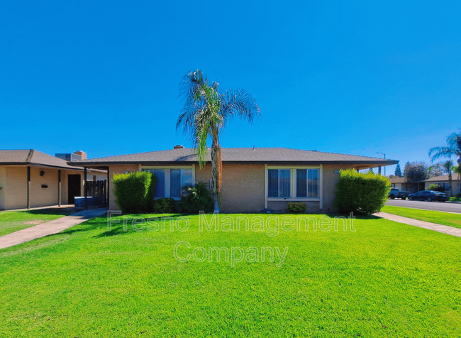Primary Photo - 543 W Alamos Ave