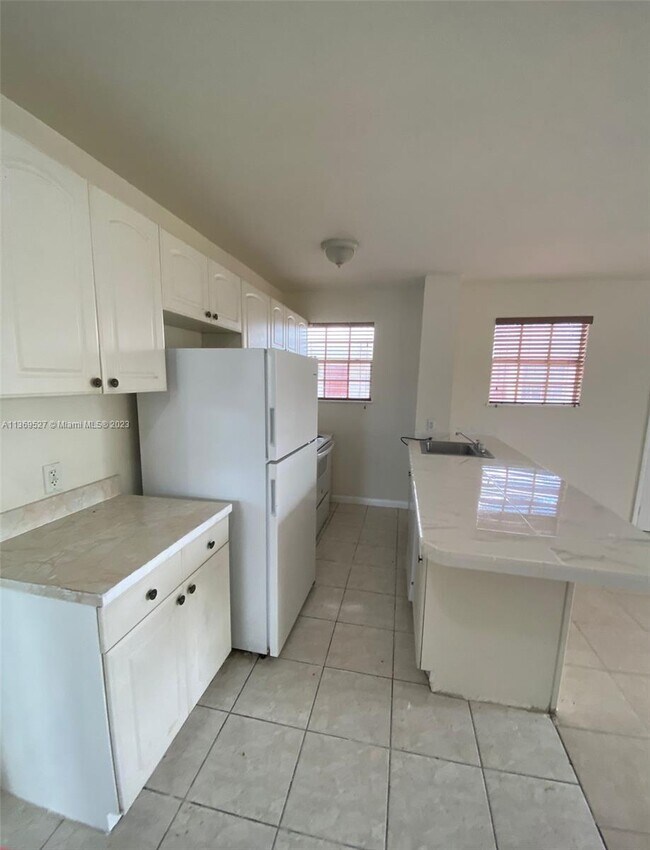 Building Photo - 14250 NW 22nd Ave