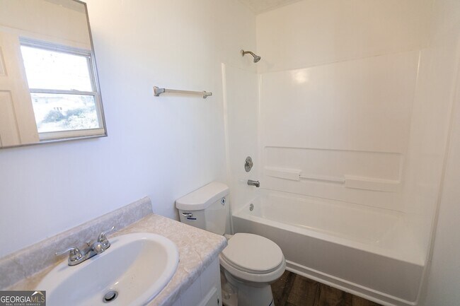 Building Photo - 2761 Rockdale Dr