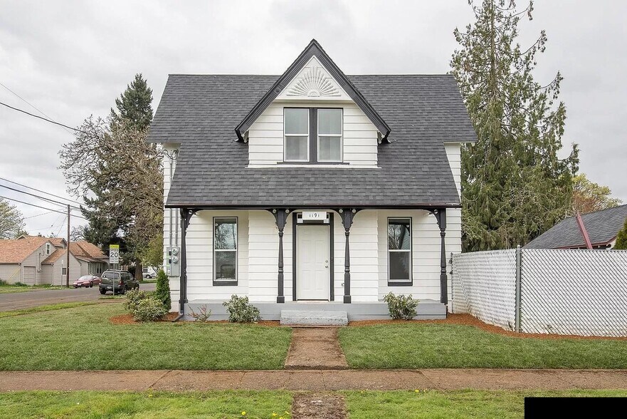 Primary Photo - 1191 SE Jefferson St