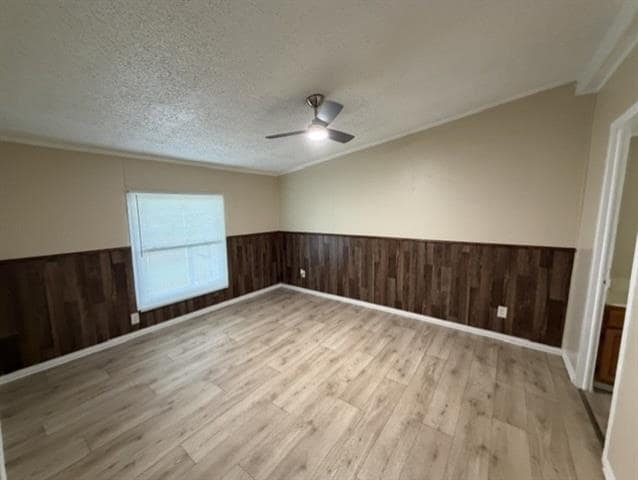 Building Photo - 405 Hilltop Meadows Ct