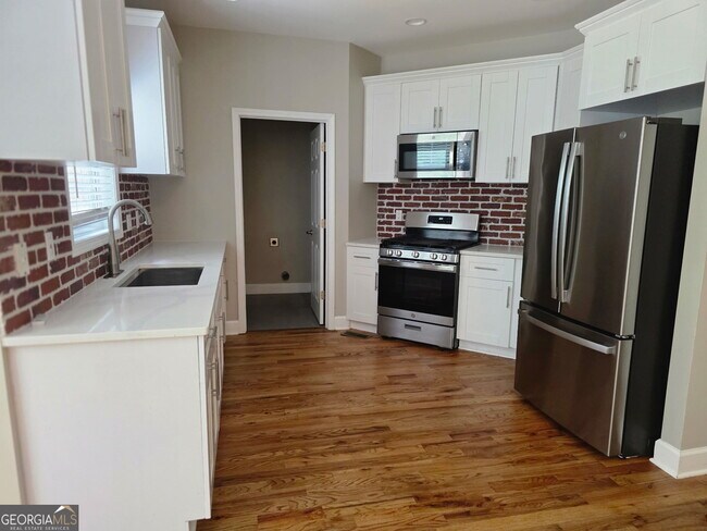 Building Photo - 2257 Roseberry Ln