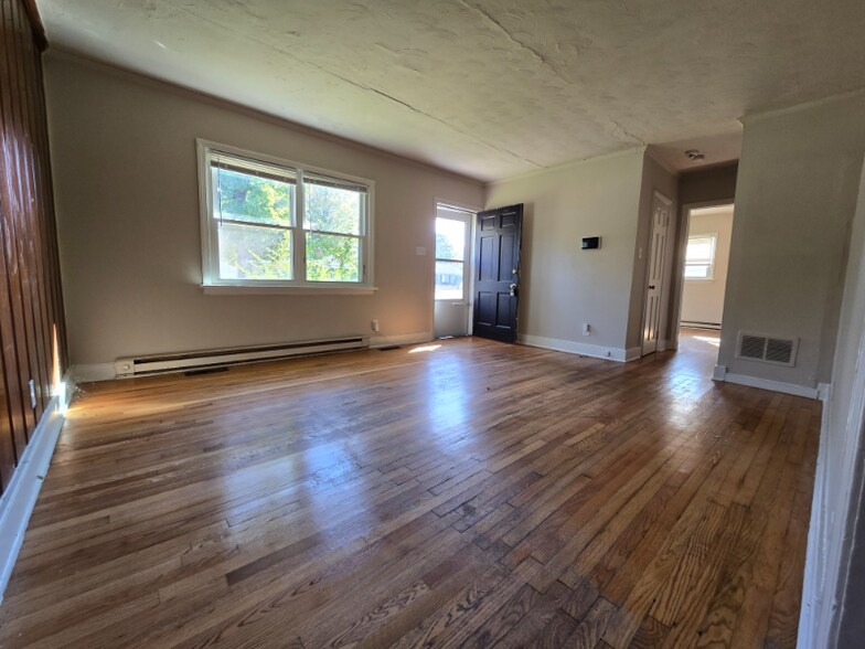 Building Photo - 2824 Mauldin St