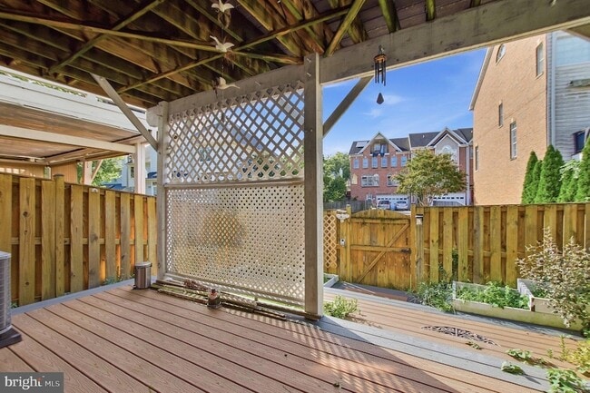 Building Photo - 1443 Occoquan Heights Ct