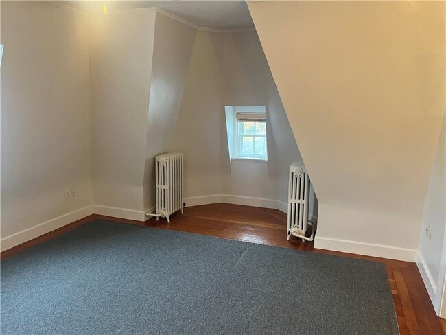 Building Photo - 14 Kay St