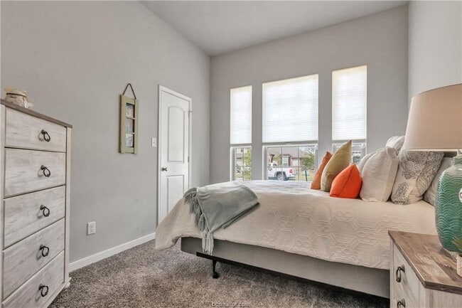 Building Photo - 3863 Still Creek Loop