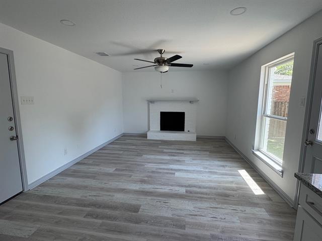 Building Photo - 2535 Greenport Dr
