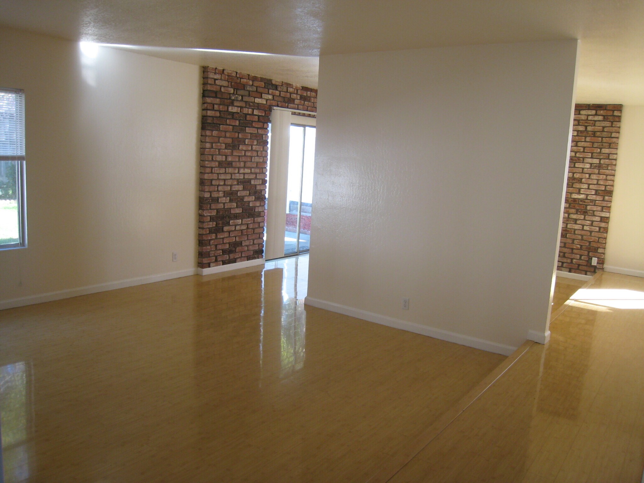 Building Photo - 32318 Crest Ln