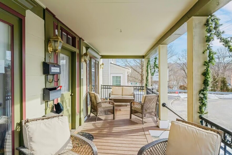 Building Photo - 11 Edgemont Rd