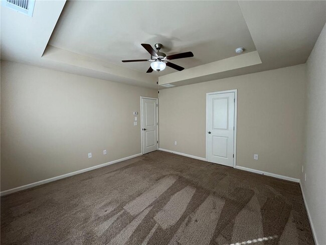 Building Photo - 367 Highland Pointe Cir E