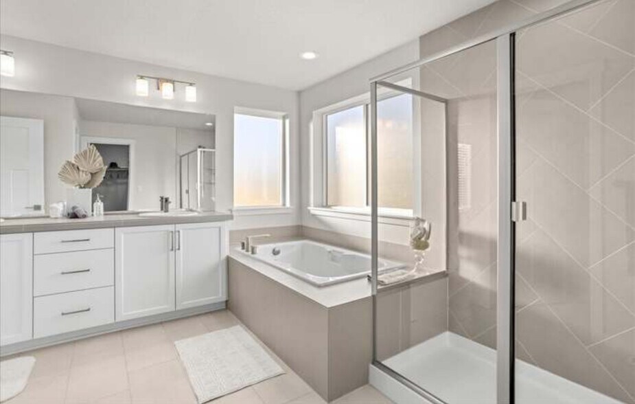 Building Photo - 13911 SW 172nd Ave