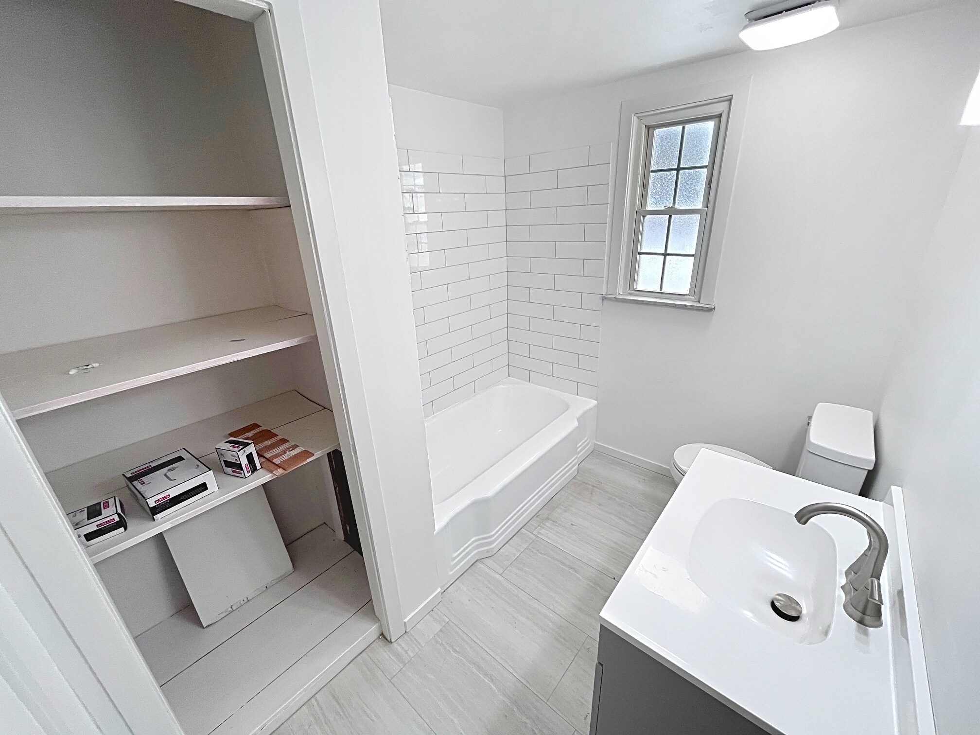 Building Photo - 18411 Chagrin Blvd