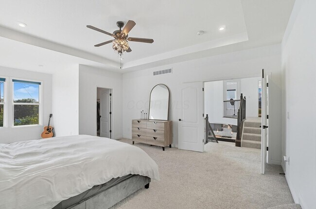 Building Photo - 6060 Lavender