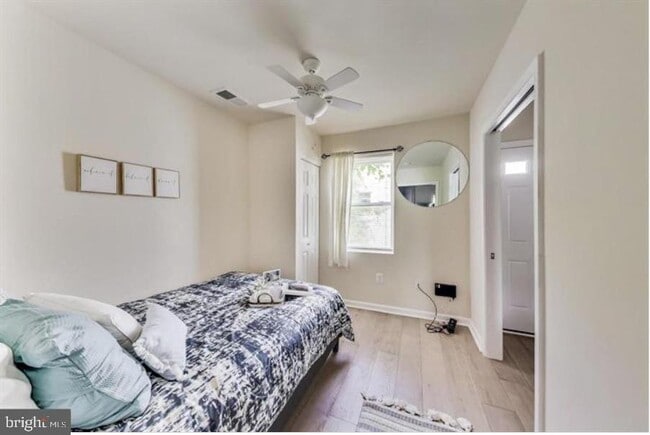 Building Photo - 1720 H St NE