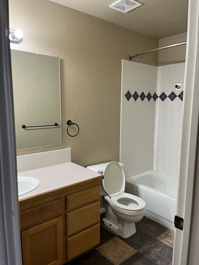 Building Photo - 8776 W Mediterranean Ct