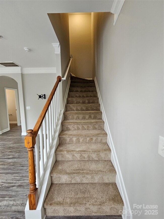 Building Photo - 8728 Arbor Creek Dr