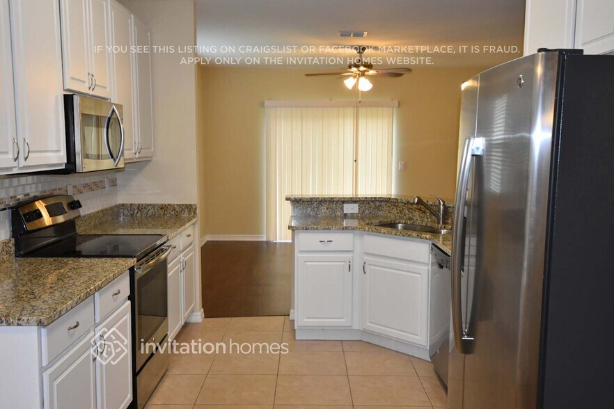 Building Photo - 14183 Salvatierra Ln