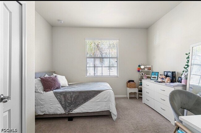 Building Photo - 11656 Eros Rd