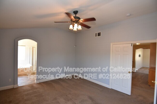 Building Photo - 41557 Corte Pergamino