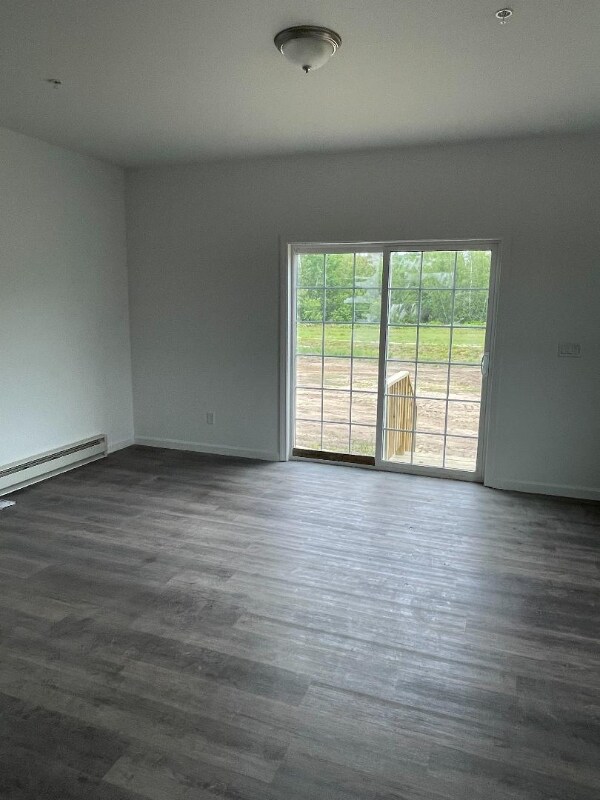Building Photo - 13 Matildas Wy
