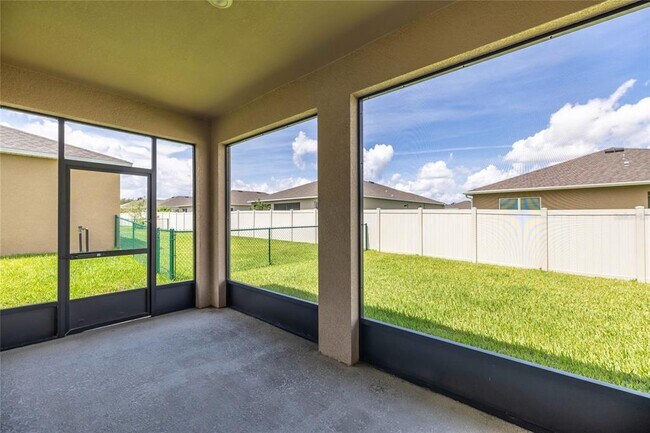 Building Photo - 8810 SW 63rd Ave