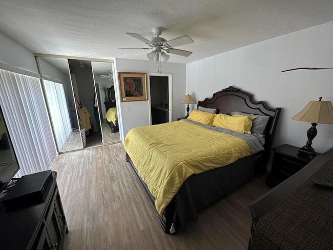 Building Photo - 246 Charter Way