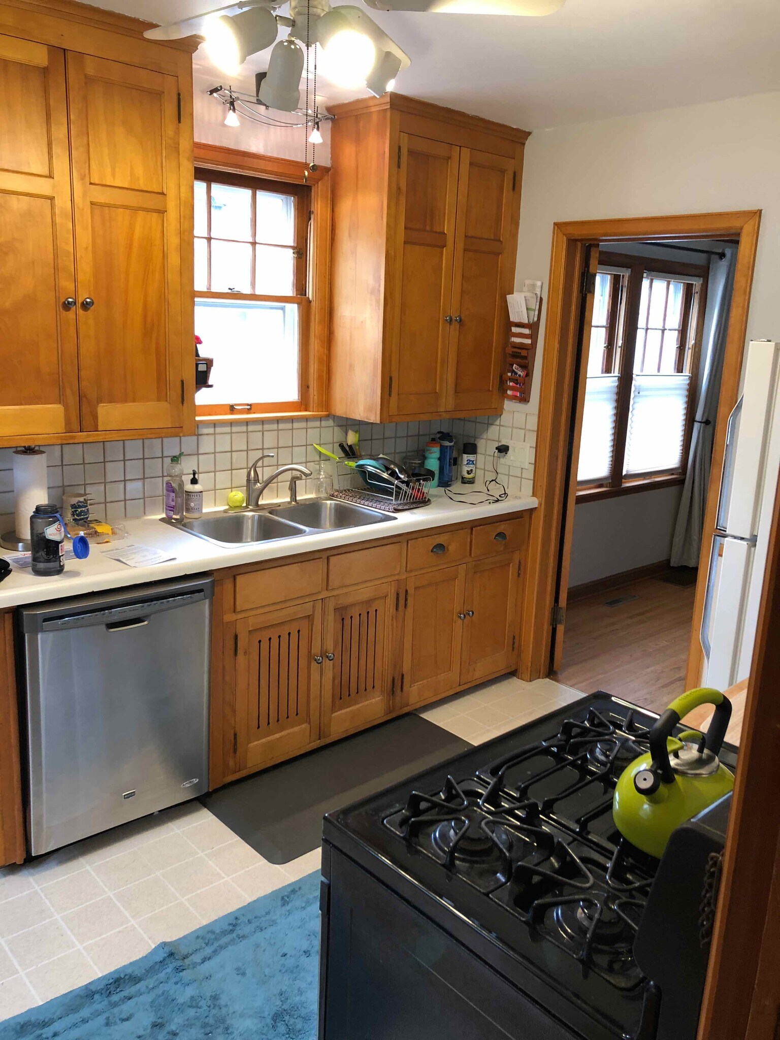 Kitchen - 5525 Colfax Avenue South