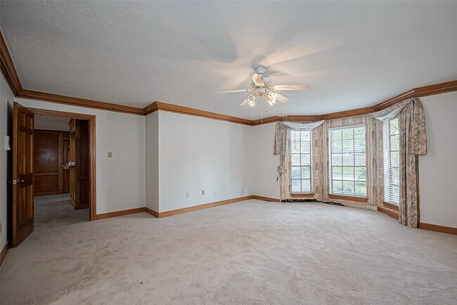 Building Photo - 18307 Champion Forest Dr