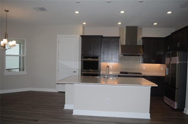 Building Photo - 34109 Tributary Ct