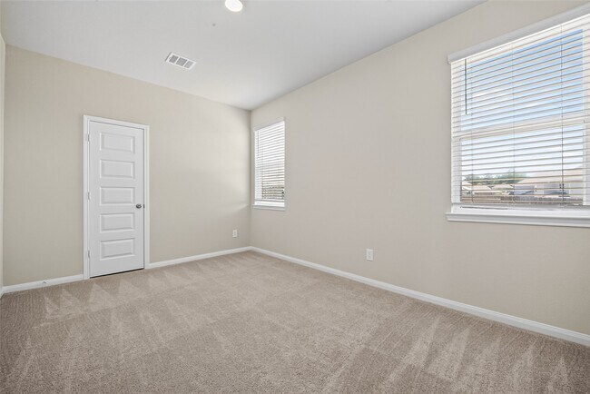 Building Photo - 13758 Goldeye Dr