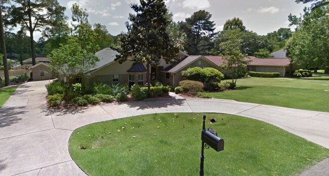 Building Photo - 204 Bay Park Dr