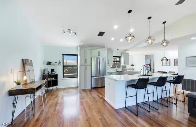 Building Photo - 1810 NW 17th St